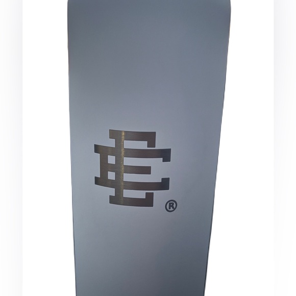 𝙴𝚛𝚒𝚌 𝙴𝚖𝚊𝚗𝚞𝚎𝚕 𝙴𝙴 𝚂𝚝𝚊𝚒𝚗𝚕𝚎𝚜𝚜 𝚂𝚝𝚎𝚎𝚕 𝚆𝚊𝚝𝚎𝚛 𝙱𝚘𝚝𝚝𝚕𝚎 / 𝚆𝚑𝚒𝚝𝚎 (𝚄𝙽𝚁𝙴𝙻𝙴𝙰𝚂𝙴𝙳) - Picture 4 of 5